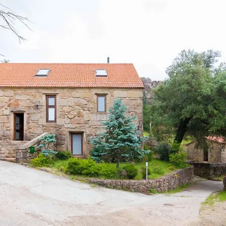 Landhaus San Cibran Loureda